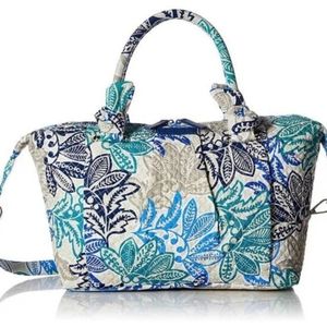 Vera Bradley Hadley Bag in Santiago